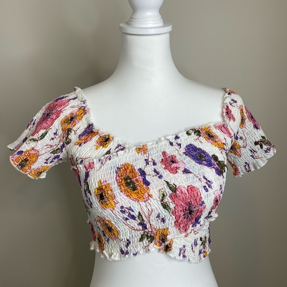étophe studios cropped rouged asymmetrical floral white top size Medium